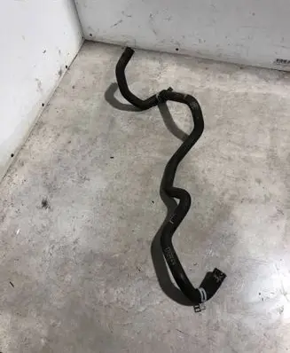 Mercedes-Benz Sprinter W907 W910 Engine coolant pipe/hose A9108304800