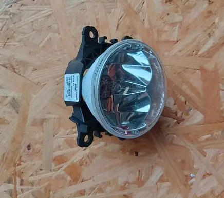 Suzuki SX4 S-Cross Front fog light 90106657