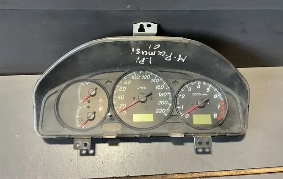 Mazda Premacy Speedometer (instrument cluster) 