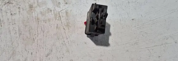 Volkswagen Transporter - Caravelle T5 Hazard light switch 8L0941509B