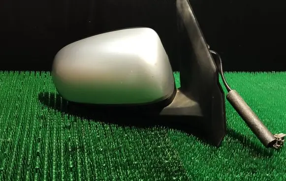 Front door electric wing mirror