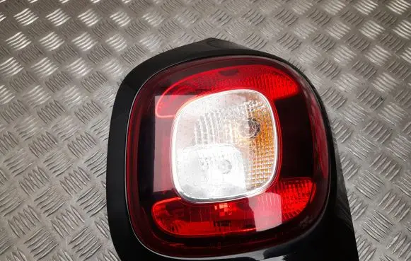 Smart ForFour II W453 Rear/tail lights 265502707R
