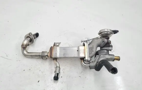 Audi A8 S8 D3 4E EGR valve cooler 057130755G 057131512G