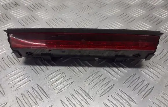 Alfa Romeo 147 Third/center stoplight 46743133