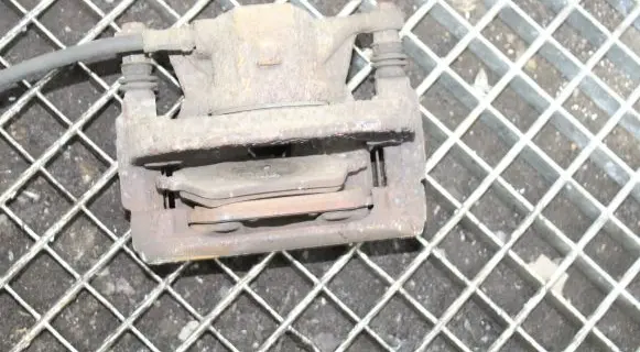Mini Cooper Countryman R60 Front brake caliper