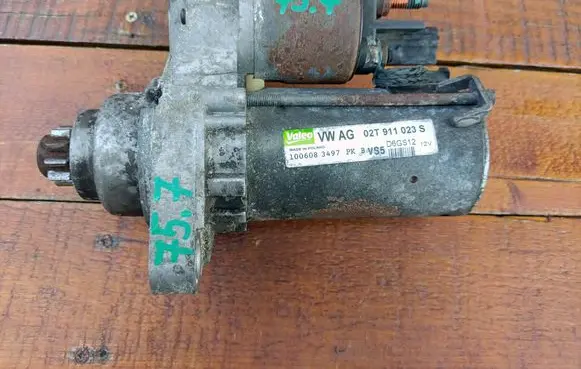 Skoda Fabia Mk2 (5J) Starter motor 02T911023S D6GS12