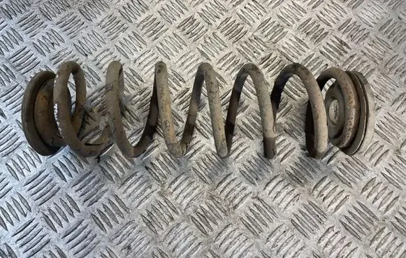 Volkswagen Touran II Rear coil spring