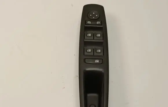 Renault Megane III Electric window control switch 809610016R