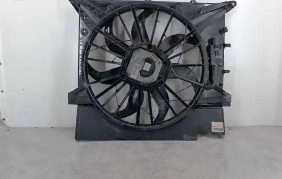 Volvo XC90 Electric radiator cooling fan 30665985