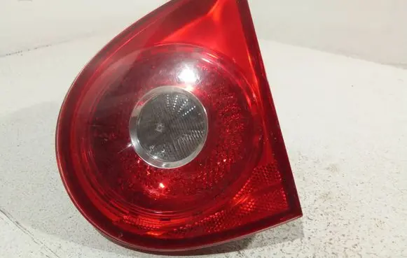 Volkswagen Golf V Tailgate rear/tail lights 1K6945094E 028500204C