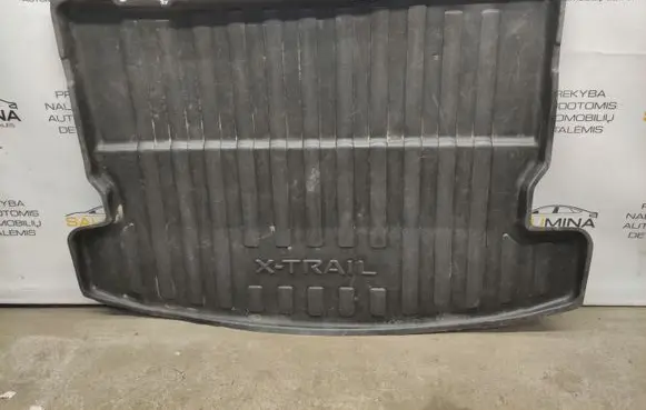 Nissan X-Trail T32 Rubber trunk/boot mat liner 