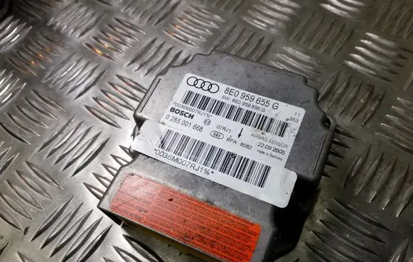 Audi A4 S4 B6 8E 8H Airbag control unit/module 8E0959655G