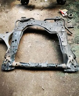 Honda FR-V Front subframe