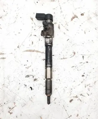 Volkswagen Golf VI Fuel injector 03L130277B