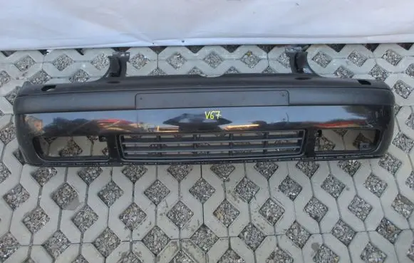 Volkswagen Golf IV Front bumper