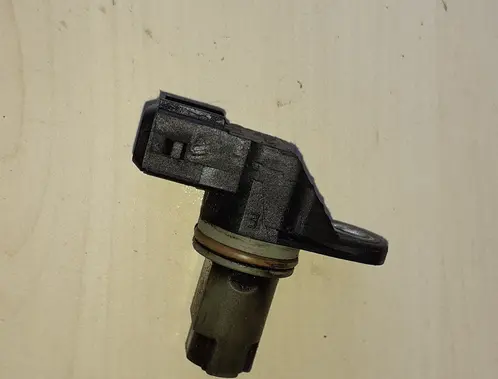 Opel Movano A Camshaft position sensor 8200789528