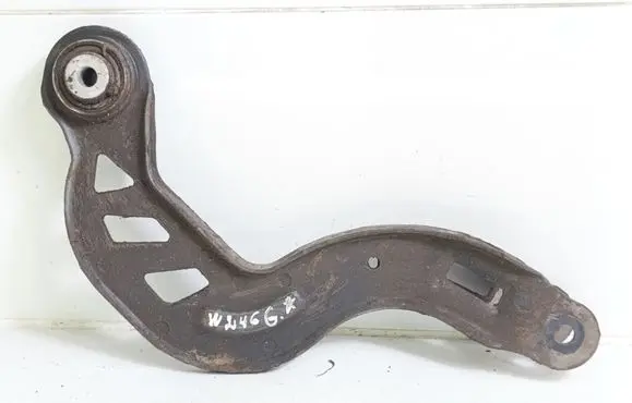 Rear control arm