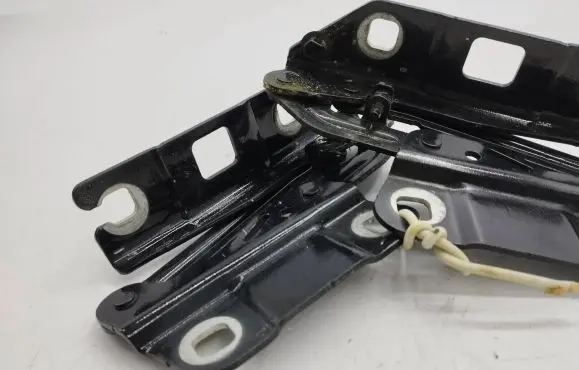 Mercedes-Benz ML W164 Engine bonnet/hood hinges A2518800428 A2518800328