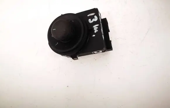 Opel Insignia A Wing mirror switch 13271827