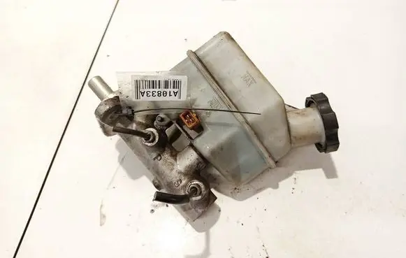 KIA Sportage Master brake cylinder 8m111073a