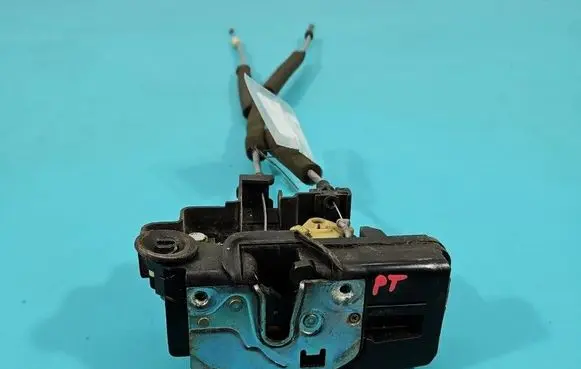 Chevrolet Captiva Rear door lock IMPRK1504368