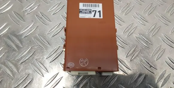 Toyota Prius+ (ZVW40) Other control units/modules 8981520030 1423000710