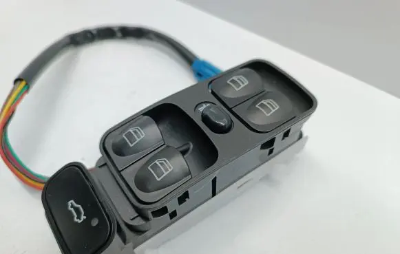 Mercedes-Benz CLK A209 C209 Electric window control switch A2098203410