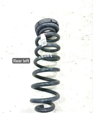 Jeep Grand Cherokee WL Rear coil spring 68568768AB