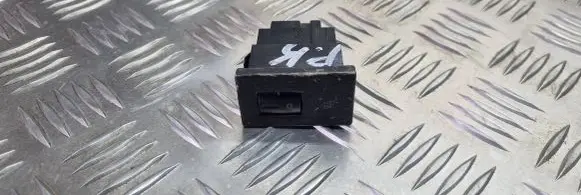 Volkswagen Touareg I Seat heating switch 7L6963563 7L6963569B 7L6963563A