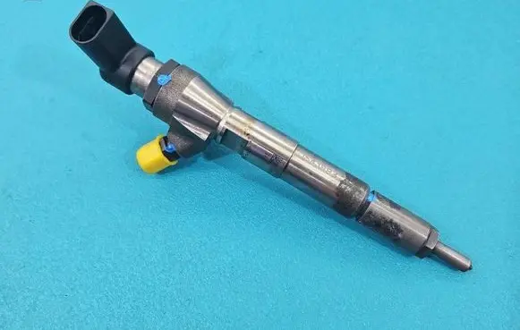 Renault Scenic III - Grand scenic III Fuel injector 8200903034 IMPRK1541883