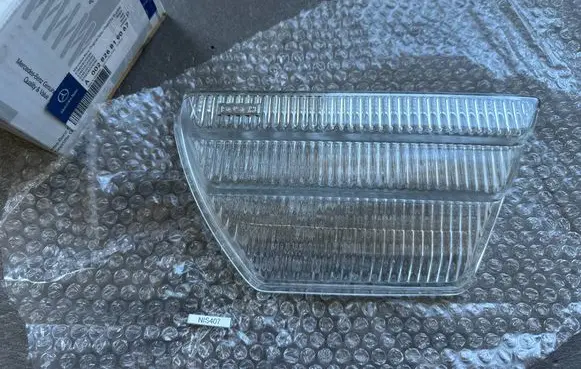 Mercedes-Benz 380 560SEC C126 Fog light part A0028268190