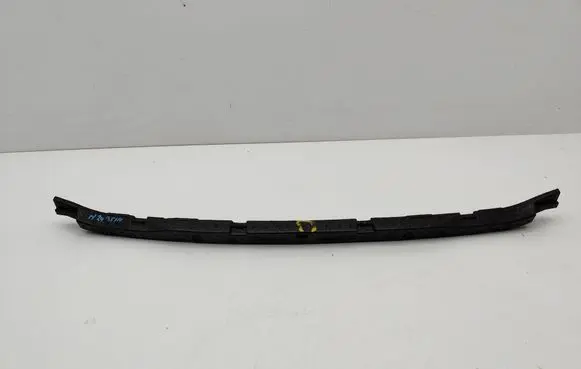 Land Rover Evoque II Front bumper foam support bar K8D217D926BC