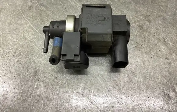 Audi A6 S6 C6 4F Turbo solenoid valve 059906629A