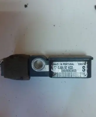 Mazda 6 Airbag deployment crash/impact sensor GJ6A57KC0