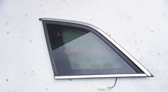 Opel Antara Rear side window SZYBKA