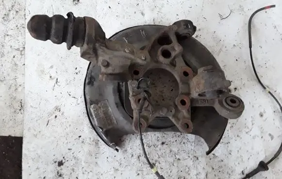 Volvo XC90 Rear wheel hub spindle/knuckle P30671262