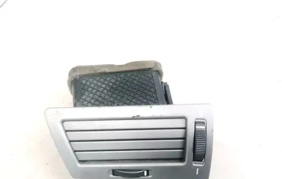 BMW 7 E65 E66 Dash center air vent grill 64228223333 14121810