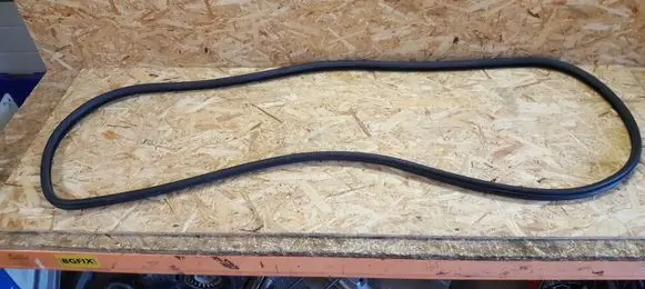 Volvo XC90 Front door rubber seal 30799576