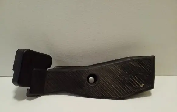 Mitsubishi Outlander Foot rest pad/dead pedal 7655A009