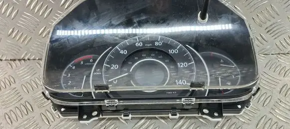 Honda CR-V Speedometer (instrument cluster) 78100