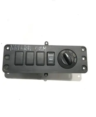 Nissan Navara D40 Differential lock switch 