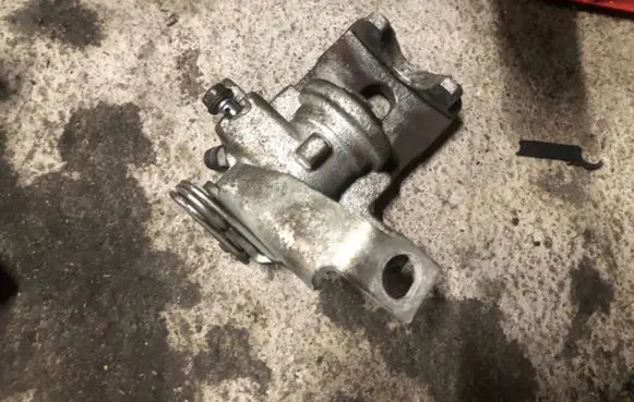 Honda Civic Rear brake caliper