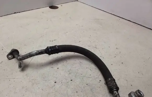 Peugeot Partner Air conditioning (A/C) pipe/hose 9681693480