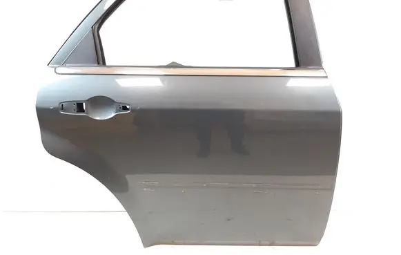 Chrysler 300 - 300C Rear door