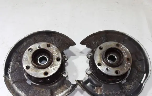 BMW 1 F20 F21 Rear wheel hub spindle/knuckle 