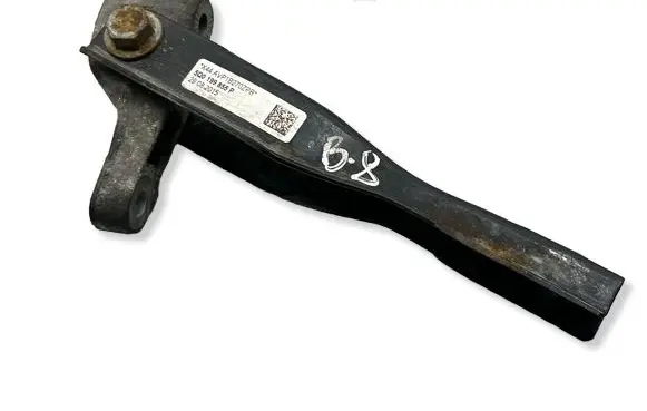Volkswagen PASSAT B8 Gearbox mounting bracket 5Q0199855P