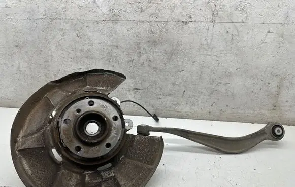 BMW 7 F01 F02 F03 F04 Rear wheel hub 6797447