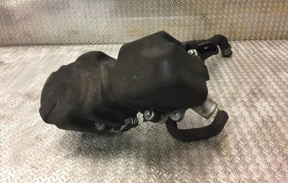 Mercedes-Benz A W169 Oil breather separator A6400101062 6400101062