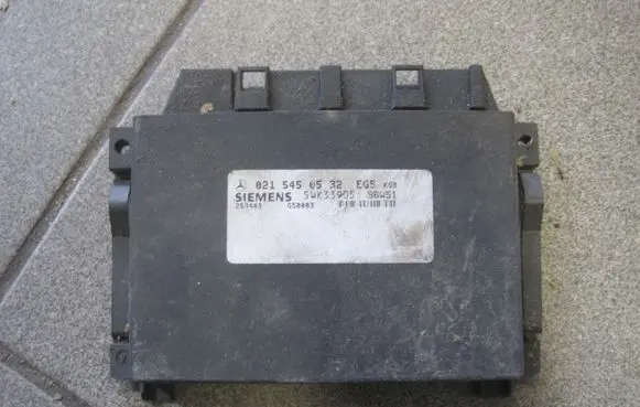 Mercedes-Benz E W210 Gearbox control unit/module 0215450532