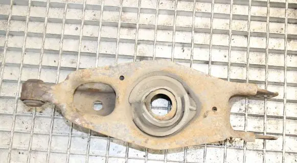 Chrysler 300 - 300C Rear upper control arm/wishbone